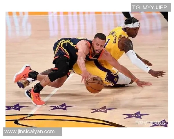 深圳排球队包夹战术解析与应用探讨